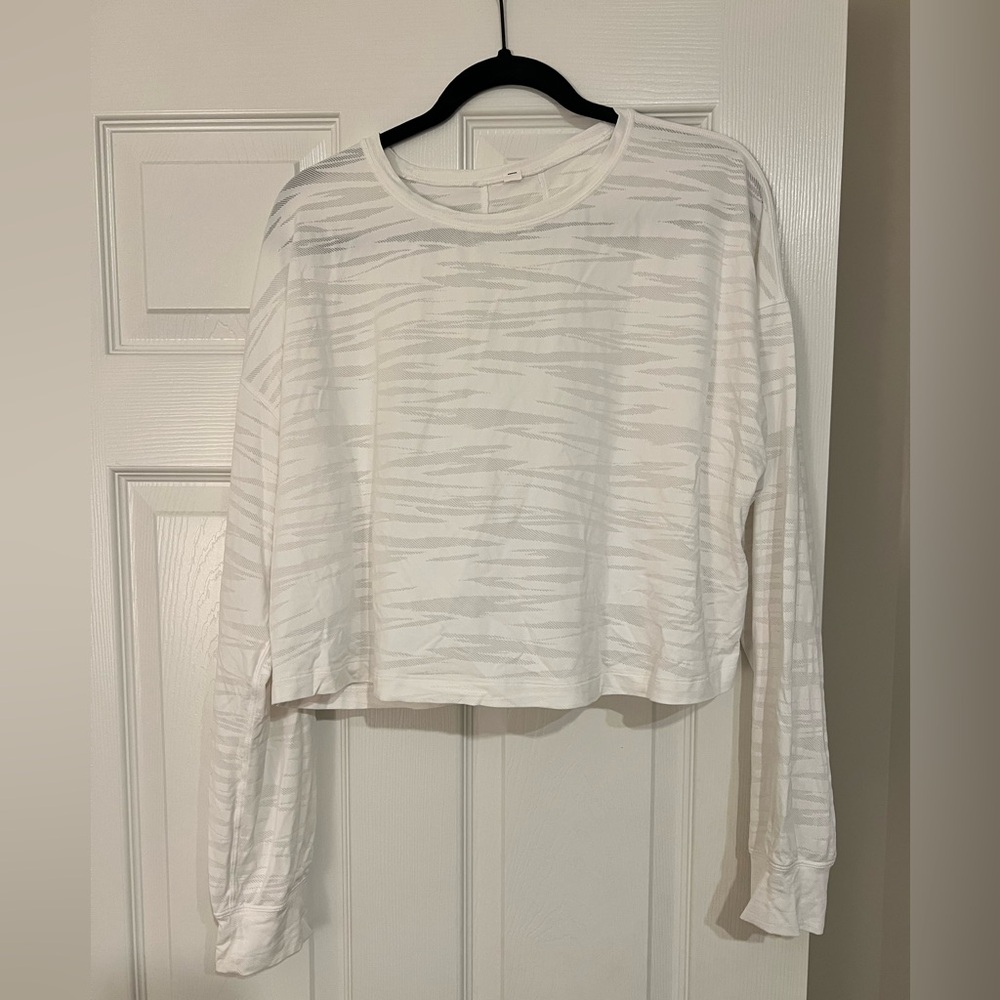 Lululemon top